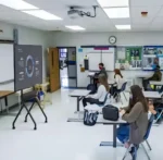 BEETEC TF-RG8B mobile stand front view for large screens