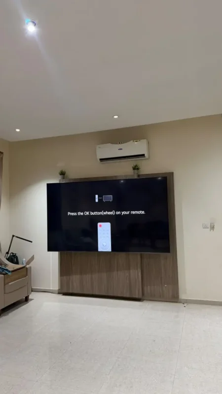 Clean and level TV installation by Masheera Interiors